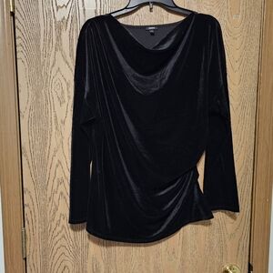 Elegant Black Velvet Women's Top